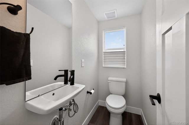 3401 W 63rd Place, Denver, CO 80221