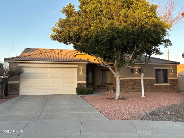 7408 W Wolf Street, Phoenix, AZ 85033