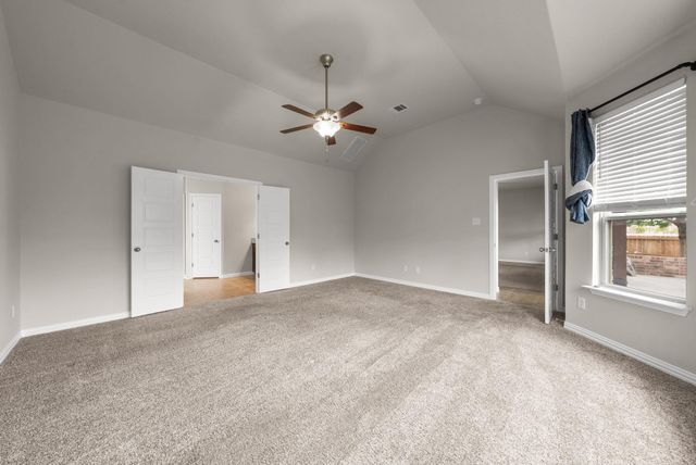 1000 Farm Creek CV, Hutto, TX 78634