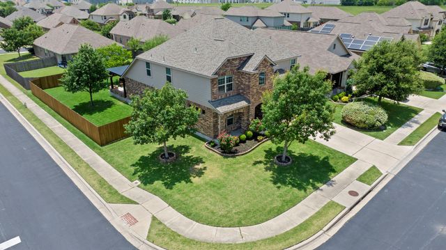 1000 Farm Creek CV, Hutto, TX 78634