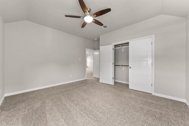 1000 Farm Creek CV, Hutto, TX 78634