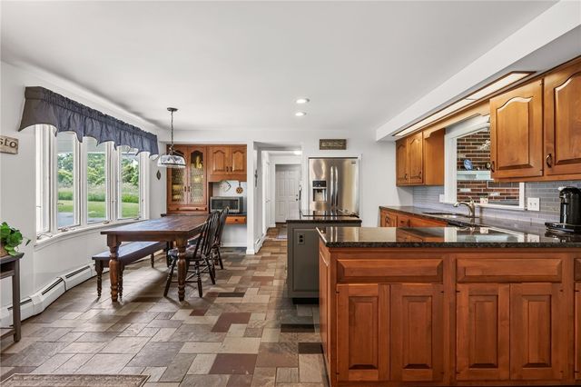 364 Island Cottage Road, Greece, NY 14612