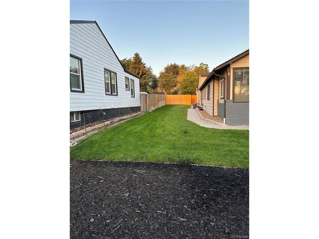 2471 Harlan St, Edgewater, CO 80214