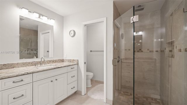 3744 Oak Ridge Cir, Weston, FL 33331