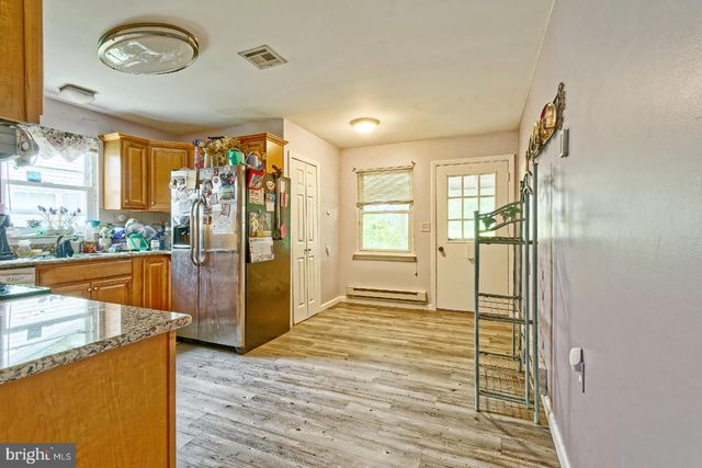 96 HUNTINGTON DR, Southampton, NJ 08088