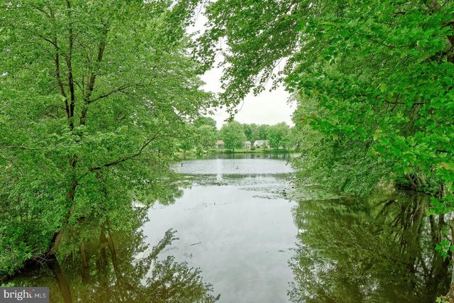 96 HUNTINGTON DR, Southampton, NJ 08088