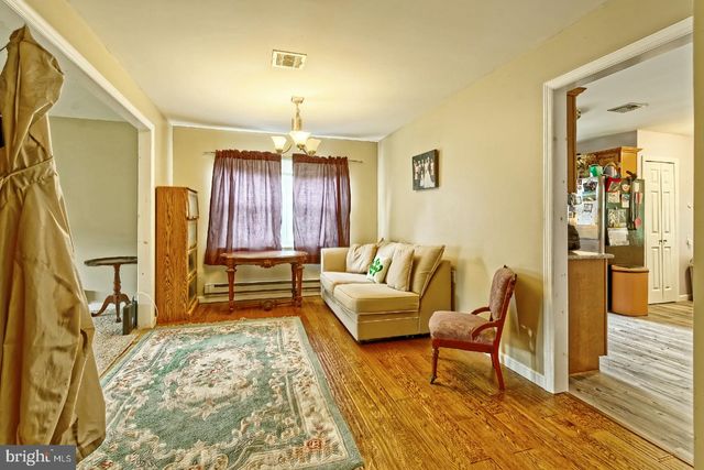 96 HUNTINGTON DR, Southampton, NJ 08088
