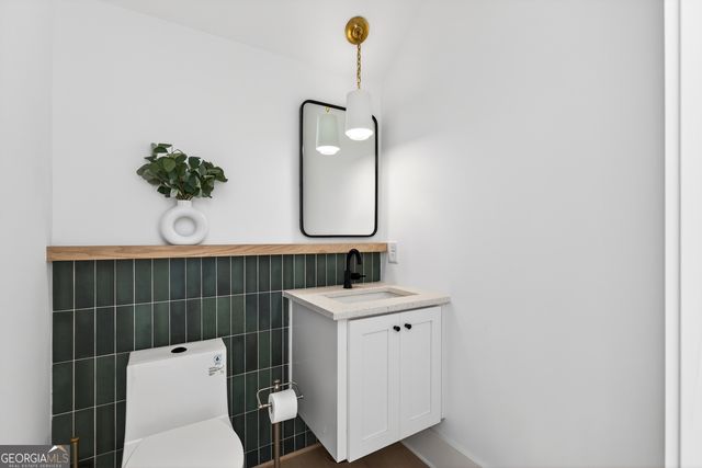 630 Heatherden Avenue, Fayetteville, GA 30214