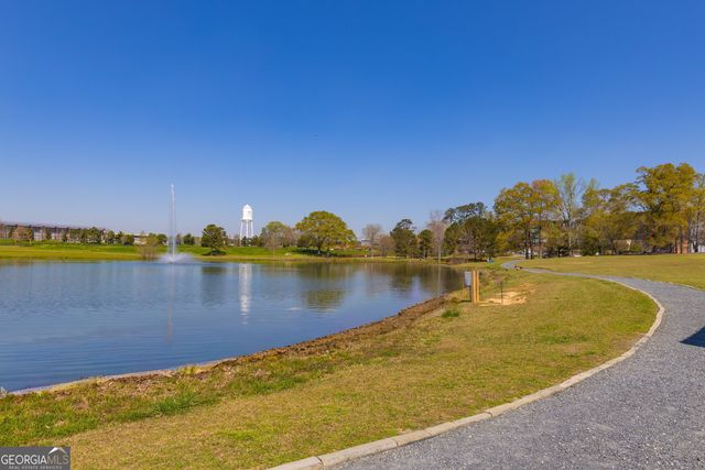 630 Heatherden Avenue, Fayetteville, GA 30214