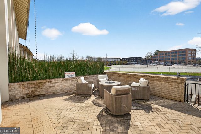 630 Heatherden Avenue, Fayetteville, GA 30214