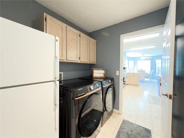 32676 OAK PARK DRIVE, Leesburg, FL 34748