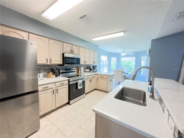 32676 OAK PARK DRIVE, Leesburg, FL 34748