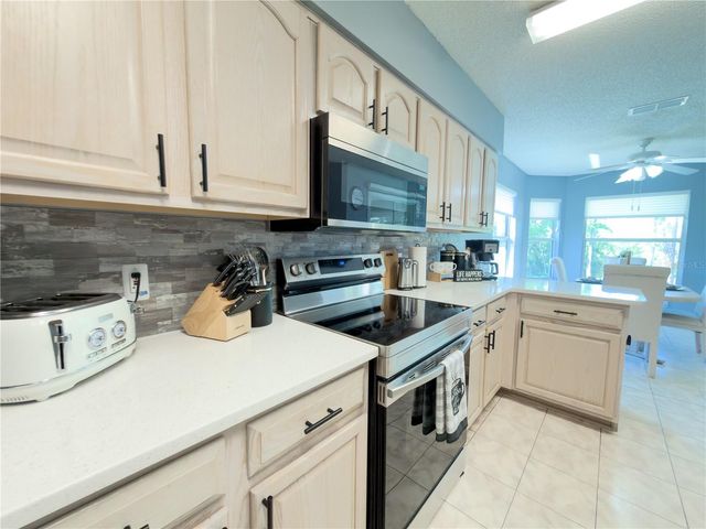 32676 OAK PARK DRIVE, Leesburg, FL 34748