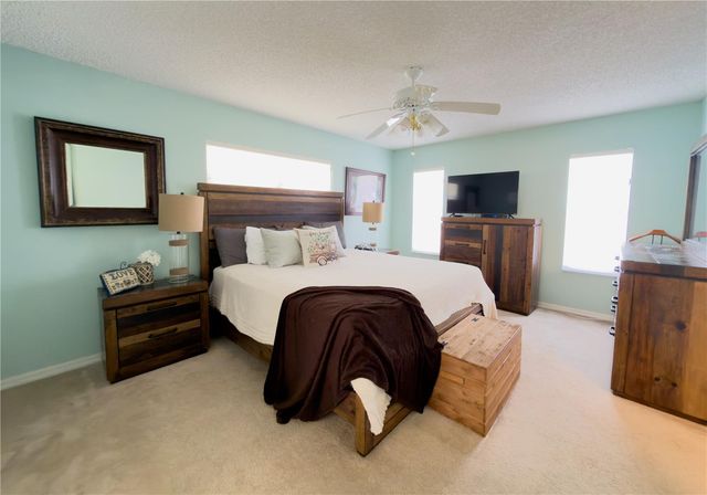 32676 OAK PARK DRIVE, Leesburg, FL 34748