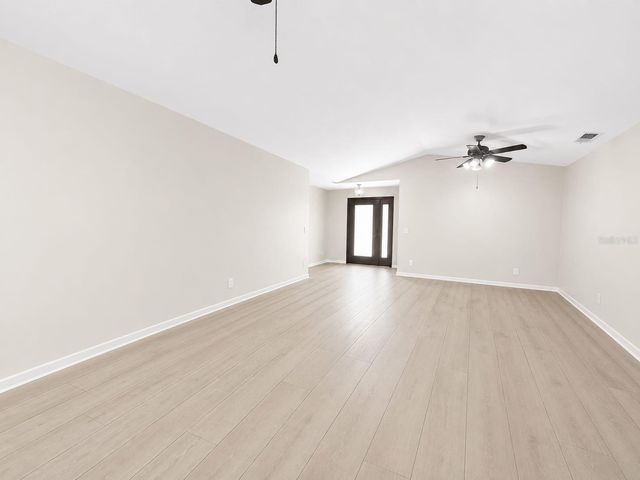 32676 OAK PARK DRIVE, Leesburg, FL 34748