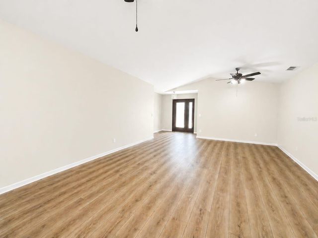 32676 OAK PARK DRIVE, Leesburg, FL 34748