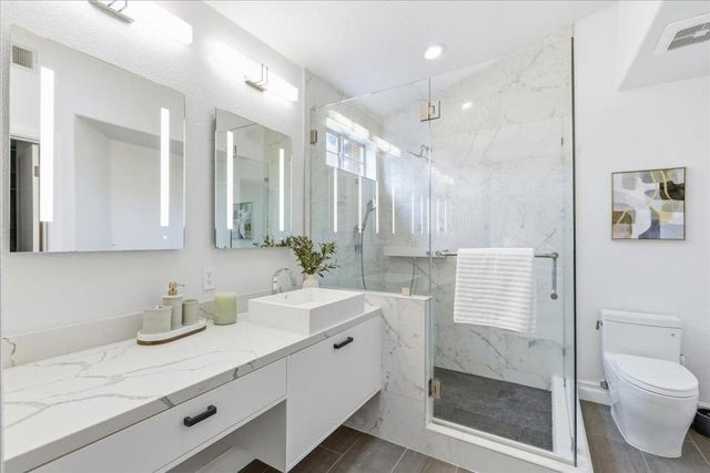 1172 La Rochelle Terrace C, Sunnyvale, CA 94089