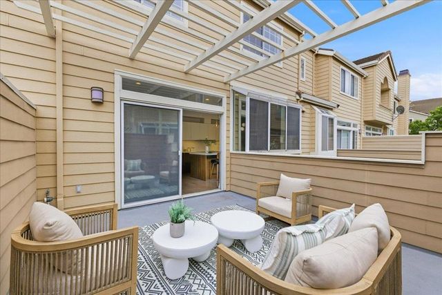 1172 La Rochelle Terrace C, Sunnyvale, CA 94089