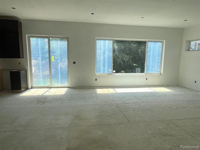 8065 Third Street, Dexter, MI 48130