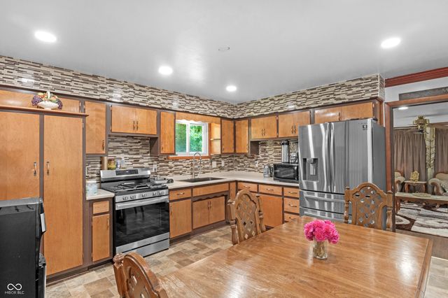 157 E Hill Valley Drive, Indianapolis, IN 46227