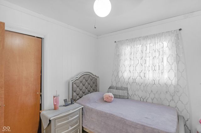 157 E Hill Valley Drive, Indianapolis, IN 46227