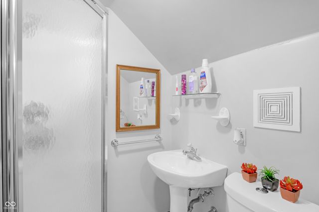 157 E Hill Valley Drive, Indianapolis, IN 46227