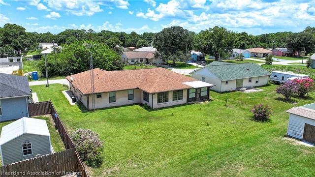 4317 Leaf Road, Sebring, FL 33875