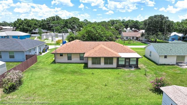 4317 Leaf Road, Sebring, FL 33875