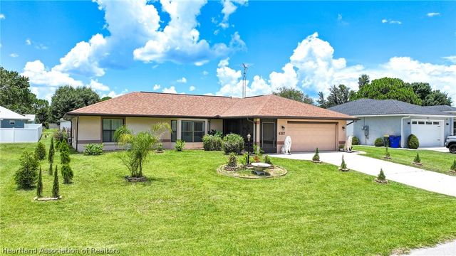 4317 Leaf Road, Sebring, FL 33875
