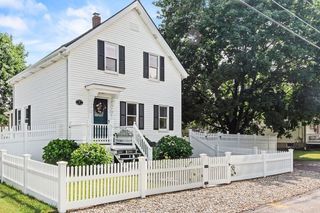 71 Samoset Ave, Mansfield, MA 02048