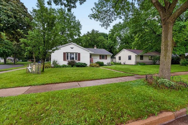 4313 School Road, Madison, WI 53704