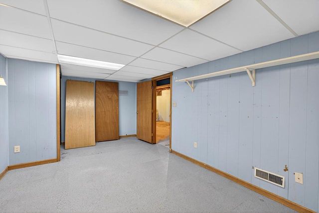 4313 School Road, Madison, WI 53704