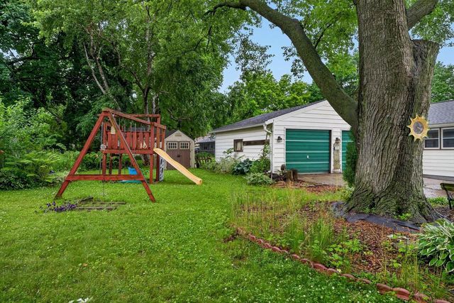 4313 School Road, Madison, WI 53704