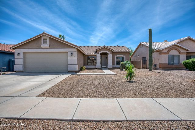 7239 W Silver Sand Drive, Tucson, AZ 85743