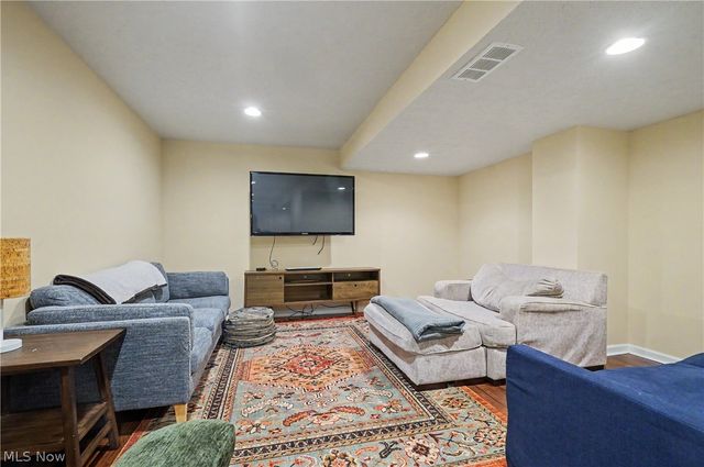 4523 Northledge Court, Copley, OH 44321