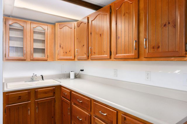 332 Club View Drive, Kalamazoo, MI 49009