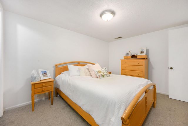 332 Club View Drive, Kalamazoo, MI 49009