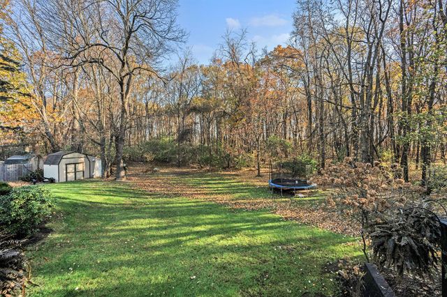 332 Club View Drive, Kalamazoo, MI 49009