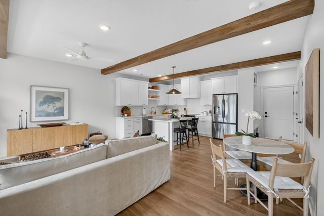 7738 Presence Lane, West Des Moines, IA 50266