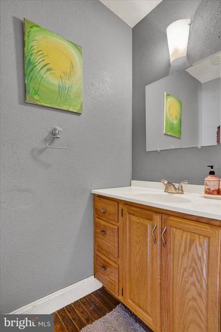 1790 MOUNT ZION RD, York, PA 17406