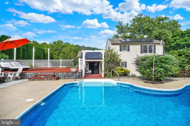 1790 MOUNT ZION RD, York, PA 17406