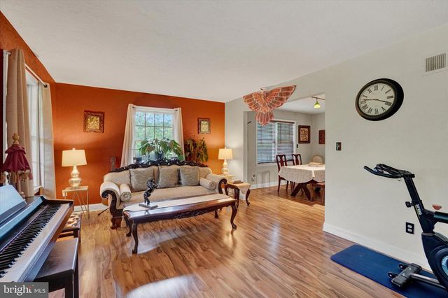 1790 MOUNT ZION RD, York, PA 17406