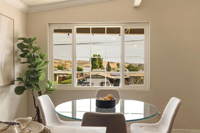 9854 Ivanho Street, Spring Valley, CA 91977