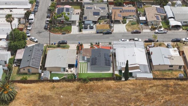 9854 Ivanho Street, Spring Valley, CA 91977