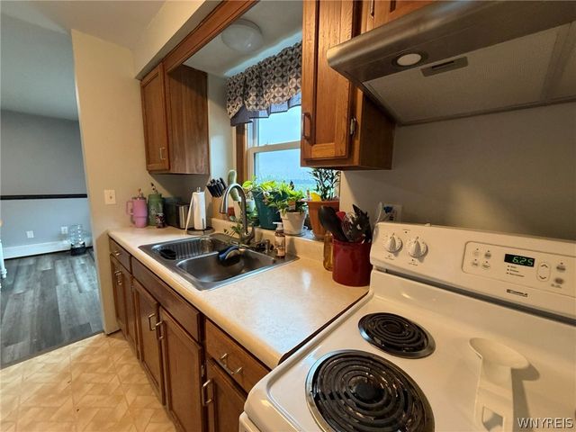 8418 Chestnut Ridge Road, Royalton, NY 14067