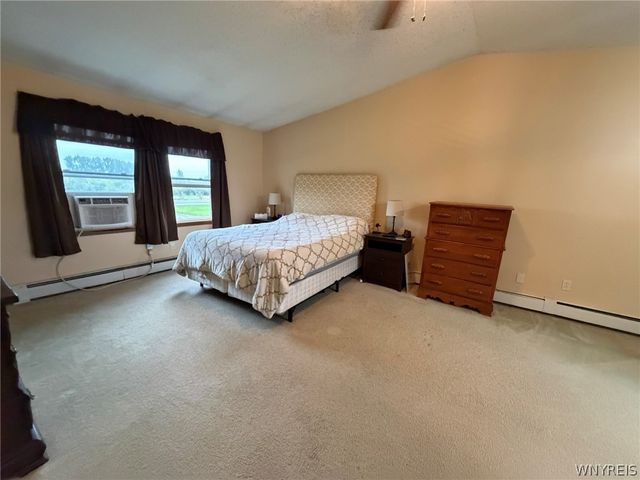 8418 Chestnut Ridge Road, Royalton, NY 14067