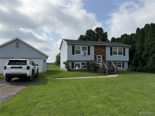8418 Chestnut Ridge Road, Royalton, NY 14067