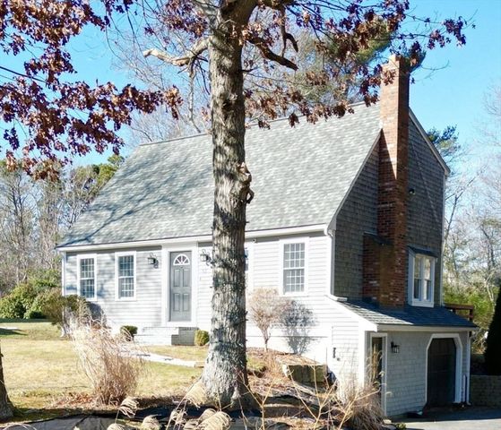 51 Kathleen Dr, Plymouth, MA 02360