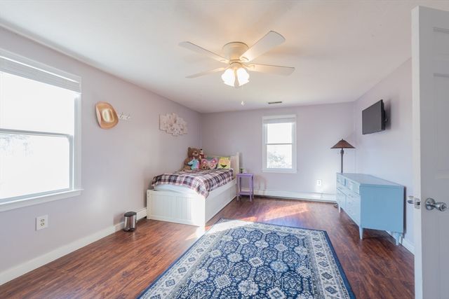 51 Kathleen Dr, Plymouth, MA 02360