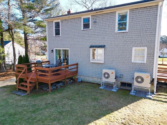 51 Kathleen Dr, Plymouth, MA 02360